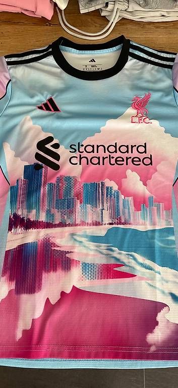 Maillots de corps & Pantalons: Liverpool Special Edition "Miami" Grösse S – D'occasion à Roggliswil par trek01