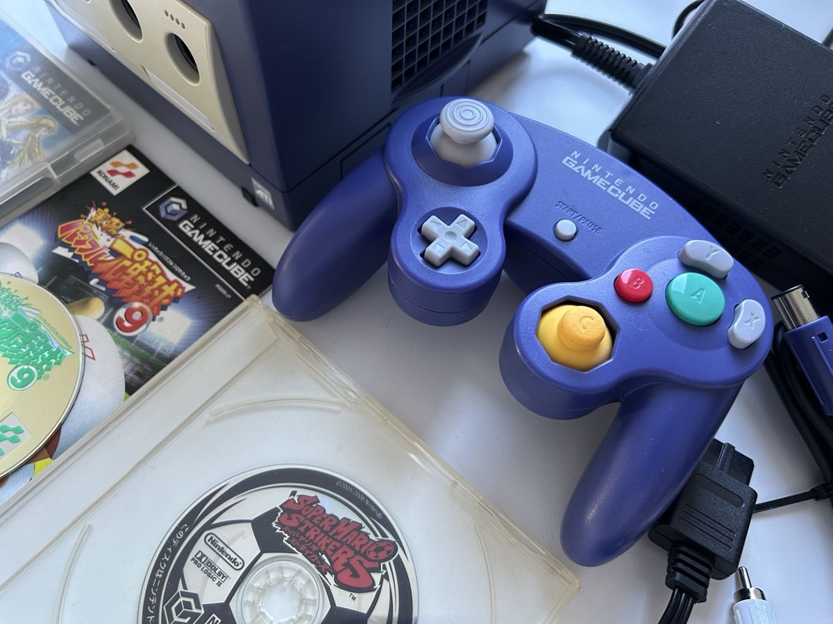 Nintendo Console: Nintendo Gamecube JAP Konsole mit Spielen – Usato da Belp venduto da retrovideogamers 2