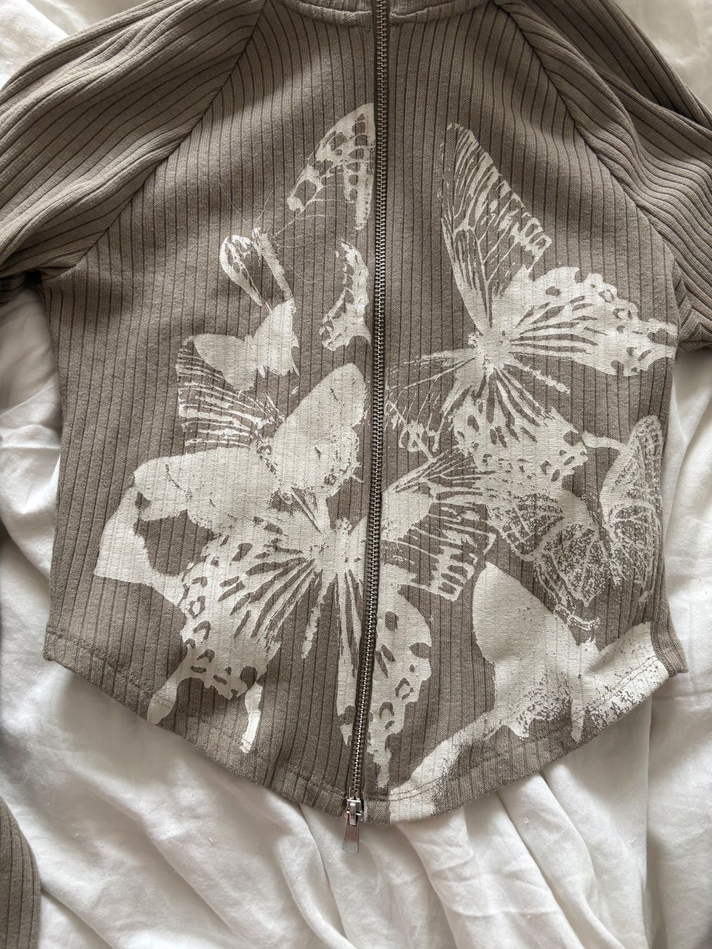 Bershka Top: Bershka Top Gr M – Usato da Spreitenbach venduto da yas_njl8 1