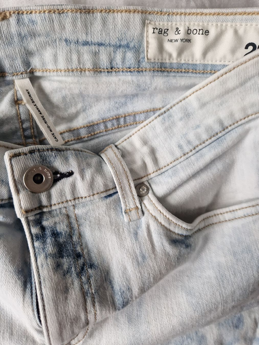 Jeans: Damen Jeans Rag & Bone New York.  Original – Nuovo e nell'imballaggio originale da Arbedo venduto da Gyn