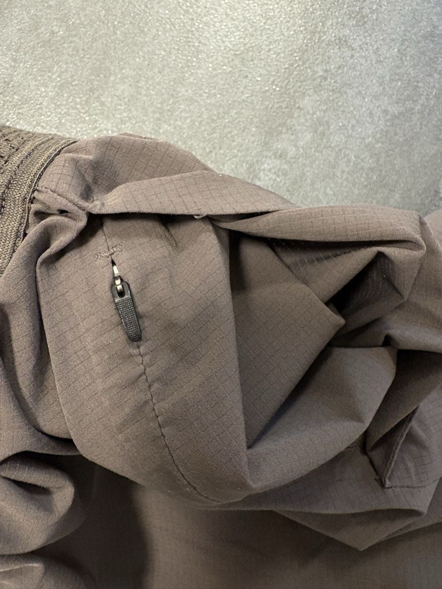 Nike Pantaloni: Nike Shorts M – Usato da Rümlang venduto da svent 5