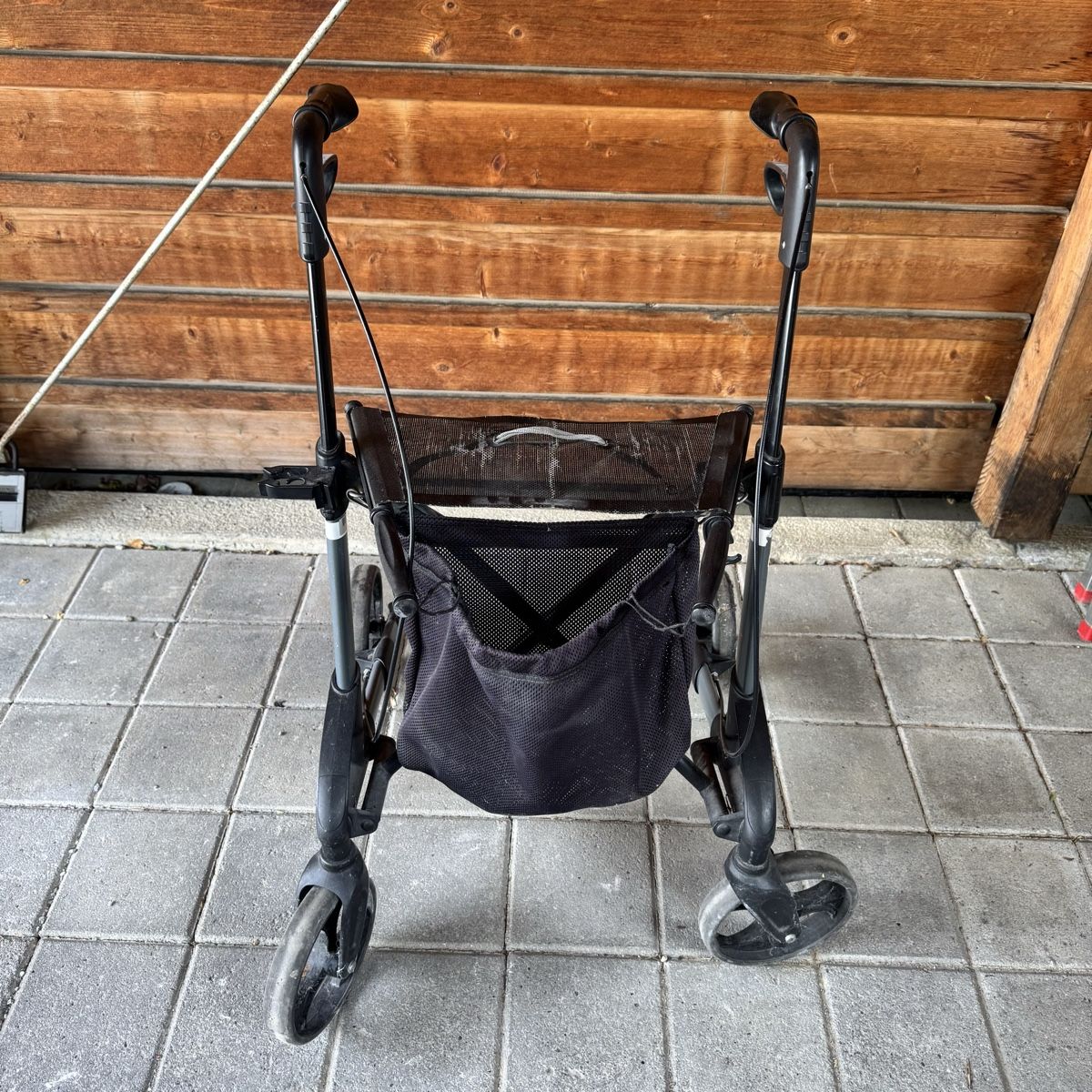 Gehhilfen: Rollator – Gebraucht aus Pfäffikon ZH von Laura.K 1