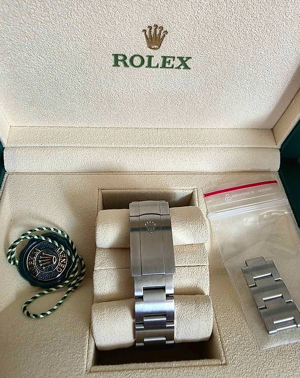 Rolex Orologi: Rolex Oyster Perpetual 41 Bucherer Full Set 2022 – Usato da Seengen venduto da karabatic33 2