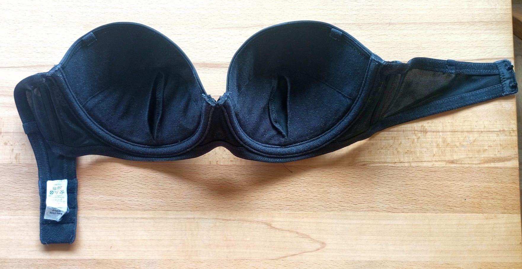 Altra biancheria intima: Trägerloses schwarzes BH in Grösse 75B – Usato da Gwatt (Thun) venduto da lealisa007 1