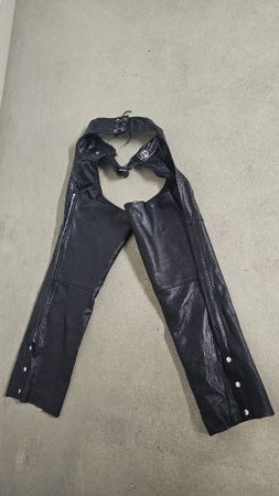 Lederhose Chaps Gr. XS von Leather Headquarters 