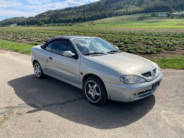 Renault Autos: Cabriolet, ab MFK – D'occasion à Schöfflisdorf par 11mawa 3
