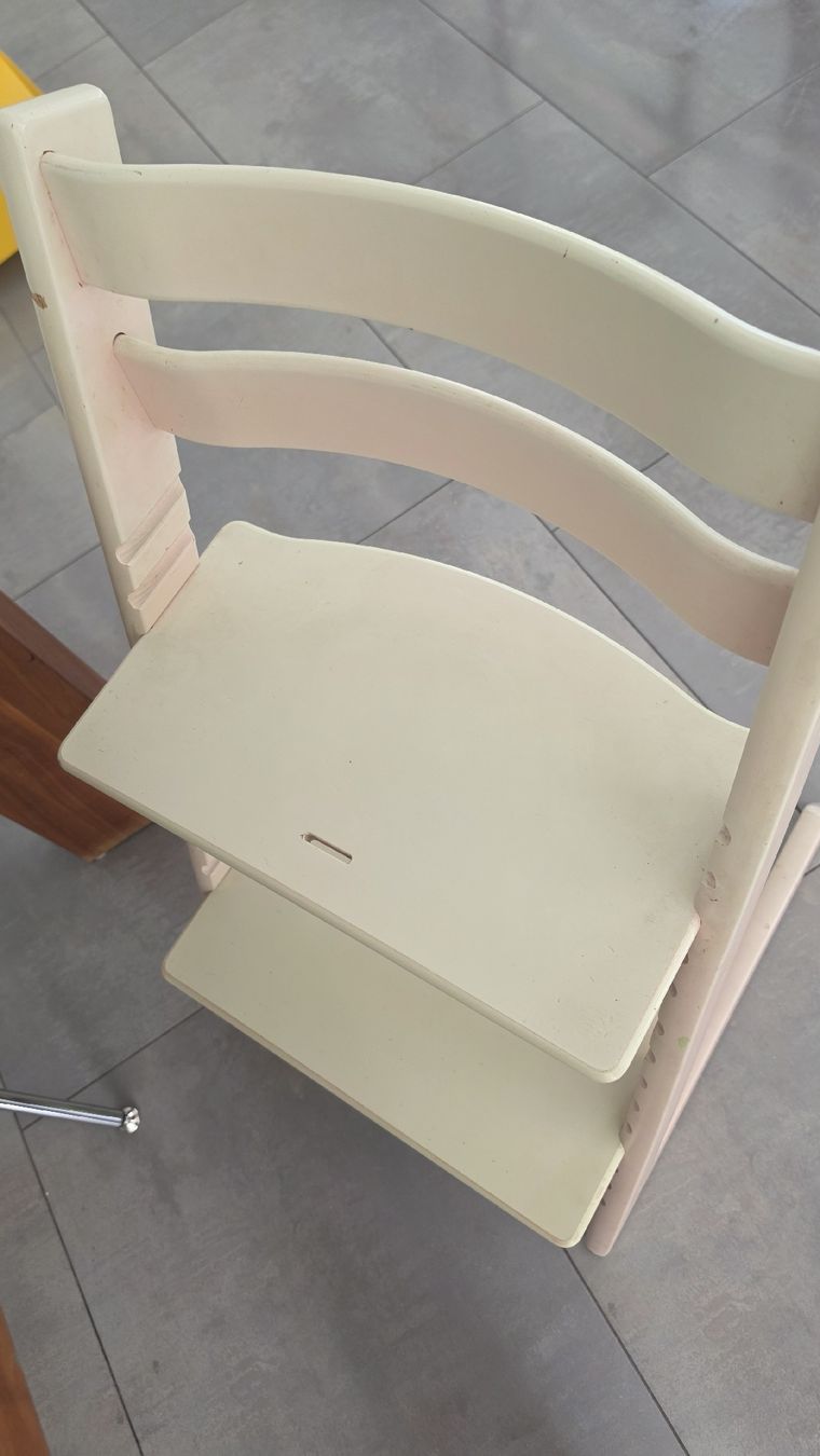 Stokke Hochstühle: TripTrapp Stuhl natur/rosa gebraucht – Gebraucht aus Richterswil von Dakiii 5
