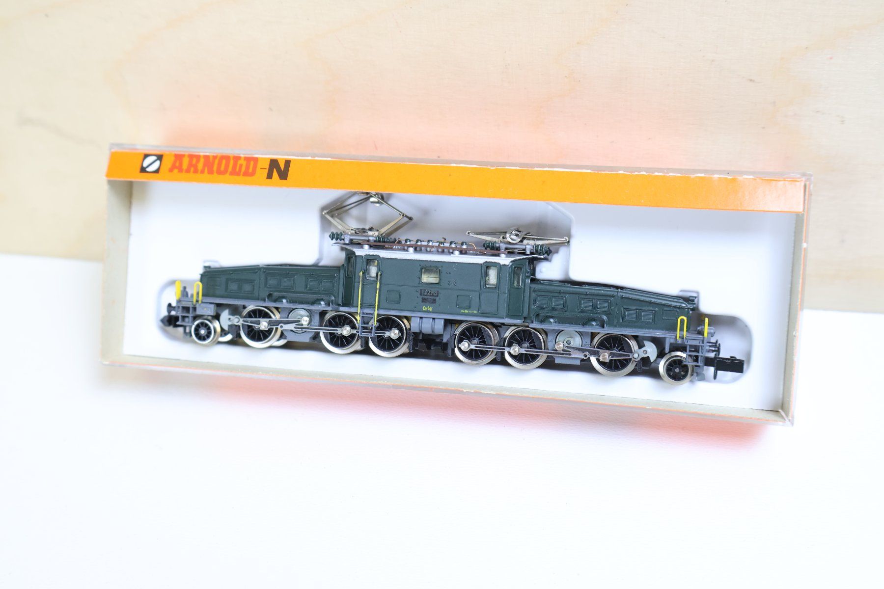 Arnold Modellini di ferrovie: ARNOLD SBB Krokodil E-Lok Ce 6/8 - 2465 - NP: 255.- – Usato da Winterthur venduto da Monstera 2