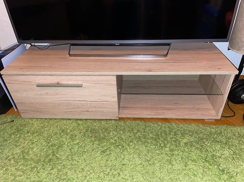 Ikea Mobili TV: TV Möbel Ikea – Usato da Schüpfen venduto da dom_8tml
