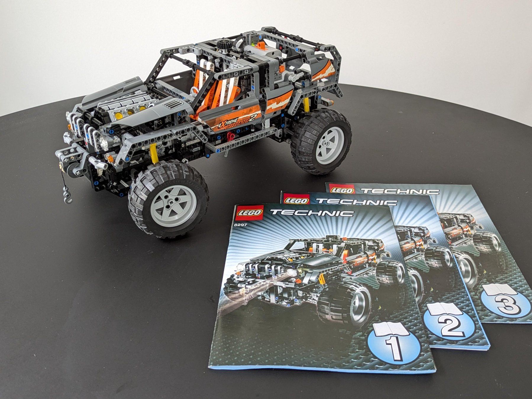 Lego Kit di costruzioni: LEGO TECHNIC 8297 - Off Roader (2008) – Usato da lausanne venduto da searno