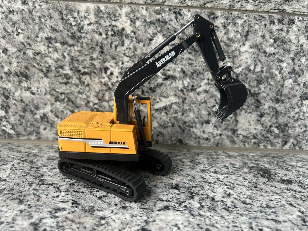 Joal Modellbausätze & Standmodelle: Akerman EC 200 , 1:50, Joal – Gebraucht aus Horw von Tigercat635 1