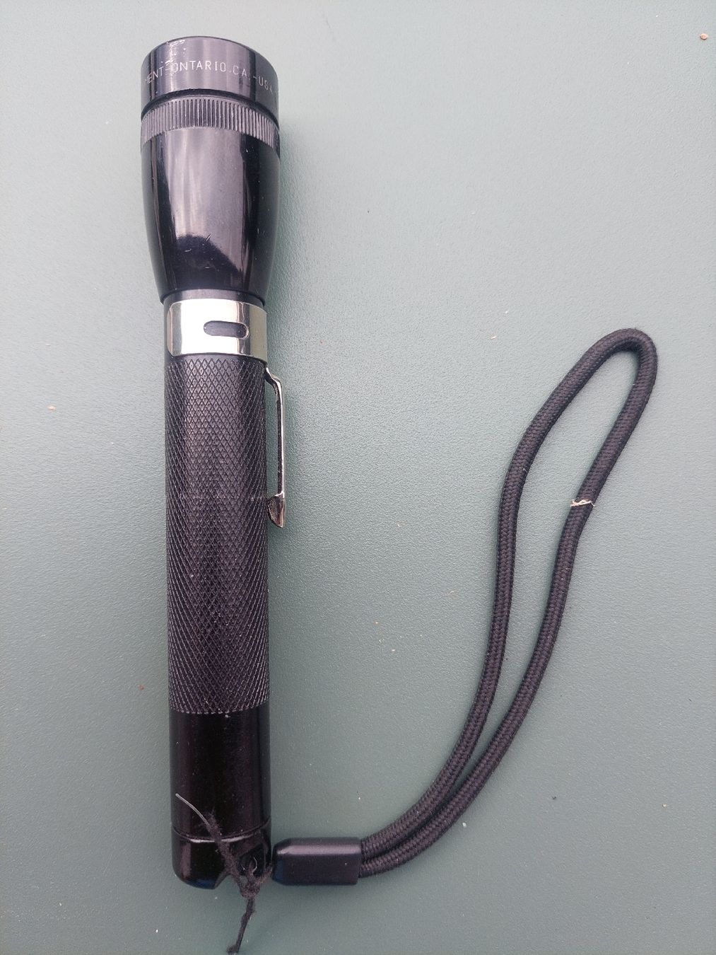 Lampade: Mini Maglight USA, 15cm lang – Usato da Zürich venduto da Cortin 1