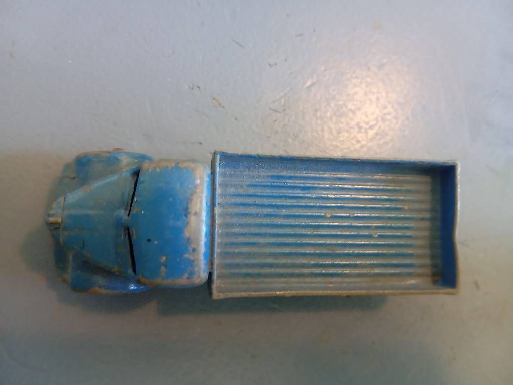 Dinky Toys Modellini d'auto: Dinky Toys Austin Nr 30 J – Usato da Basel venduto da Petergunn 1