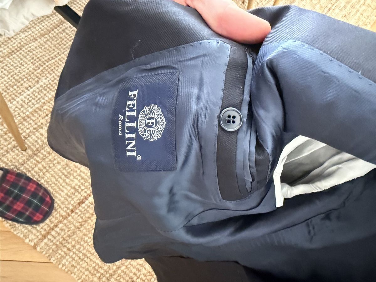 Giacche: Italian navy Blazer – Usato da Genève venduto da RM-CH 2