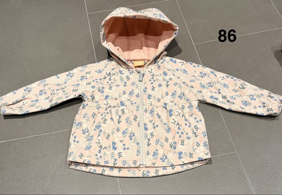 Manor Jacken & Mäntel: Giacca bambina 86 – Gebraucht aus Sigirino von RamonaLamboo
