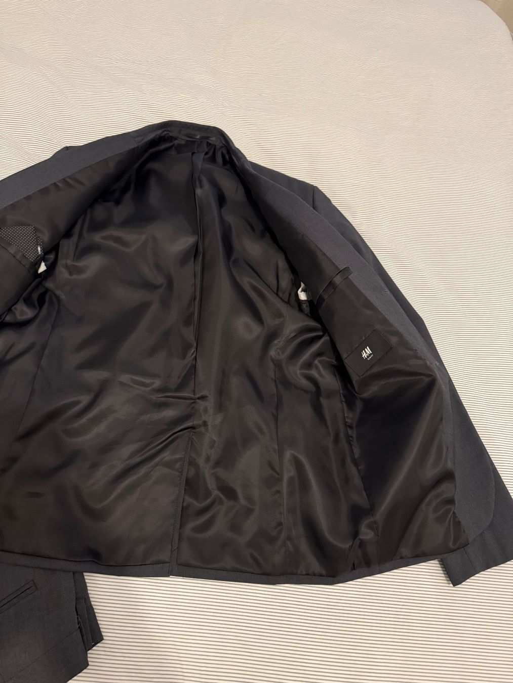 H&M Anzüge: Anzug H&M – Gebraucht aus Kloten von spe_yfl8 2