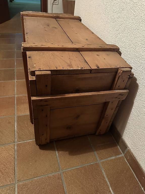 Casse di trasporto: Massive Holzkiste. 97 x 41 x 46 cm – Usato da Binningen venduto da C0llin 2