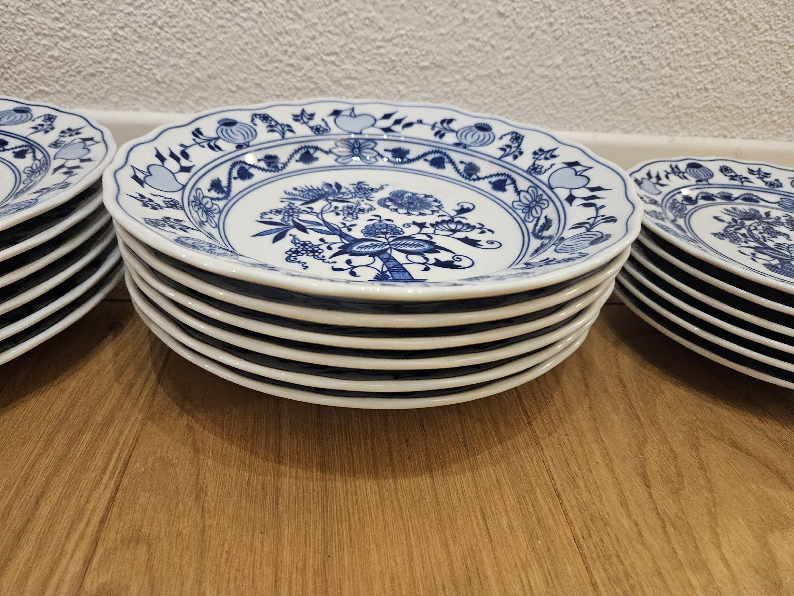 Set di piatti: Zwiebelmuster Teller 18 Stk Set – Nuovo e nell'imballaggio originale da Sargans venduto da Chicco051 2