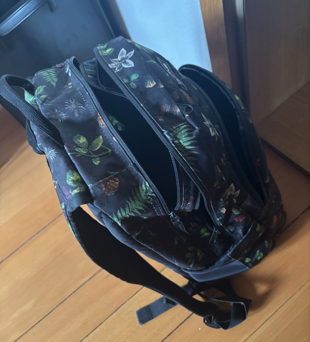 Dakine Zaini: Dakine Rucksack – Usato da Zug venduto da sarah26f 3