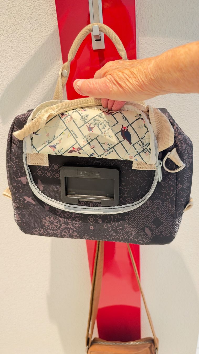 Borse da donna: Fahrrad-Lenkrad-Umhängetasche – Usato da Kriens venduto da Famschmidlin 2