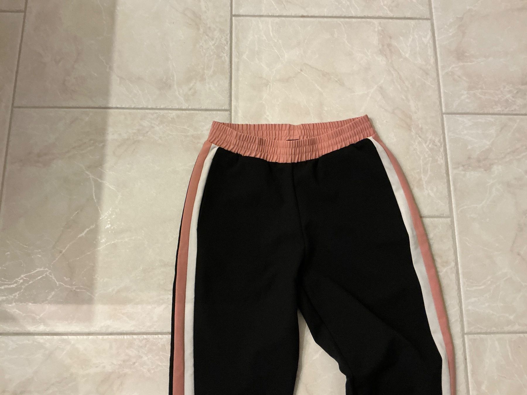 Zara Hosen: Tolle Zara Hose Gr.S – Gebraucht aus Würenlos von Chicca2004 1
