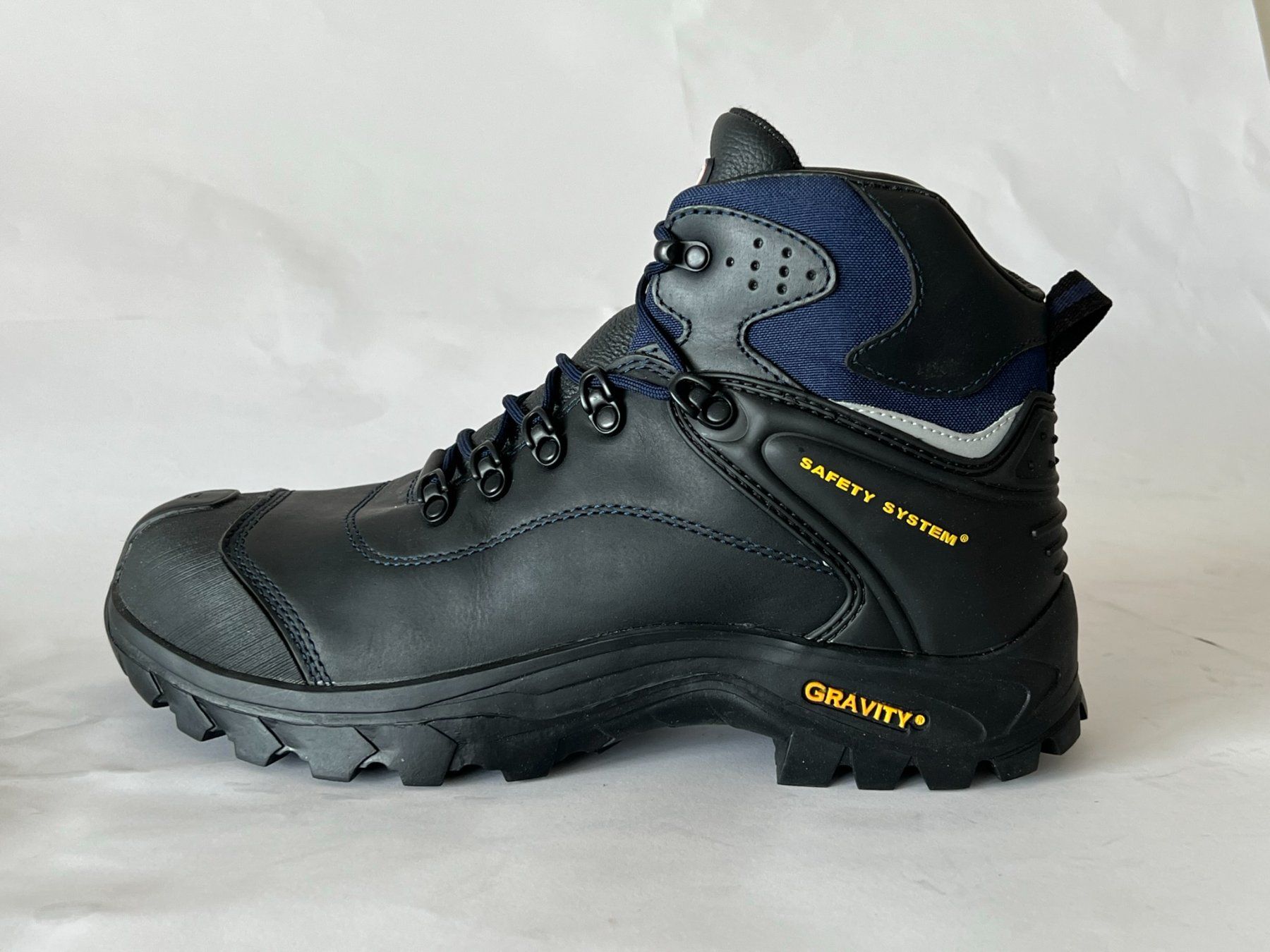Scarpe da uomo: Chaussures de sécurité BAAK 6684 size 45 – Nuovo e nell'imballaggio originale da NYON venduto da artnetgallery 1