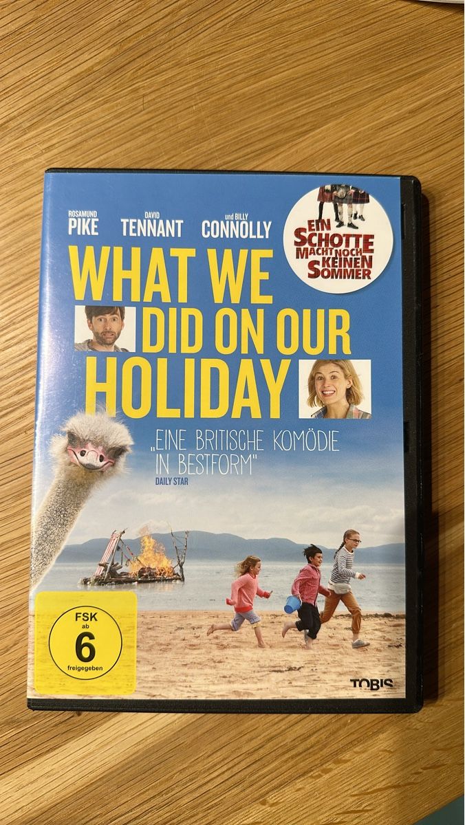 Tutti i DVDs: DVD - What We Did On Our Holiday – Usato da Münsingen venduto da Sim2977