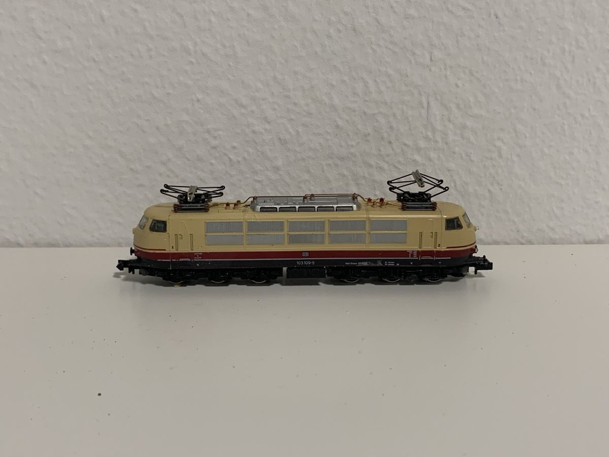 Arnold Modellini di ferrovie: DB TEE Zugkomposition mit BR 103 Spur N Analog – Usato da Neuenegg venduto da Mazdanier 1