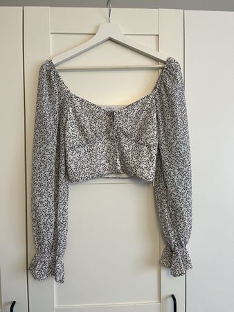 Blumenbluse Grösse 34