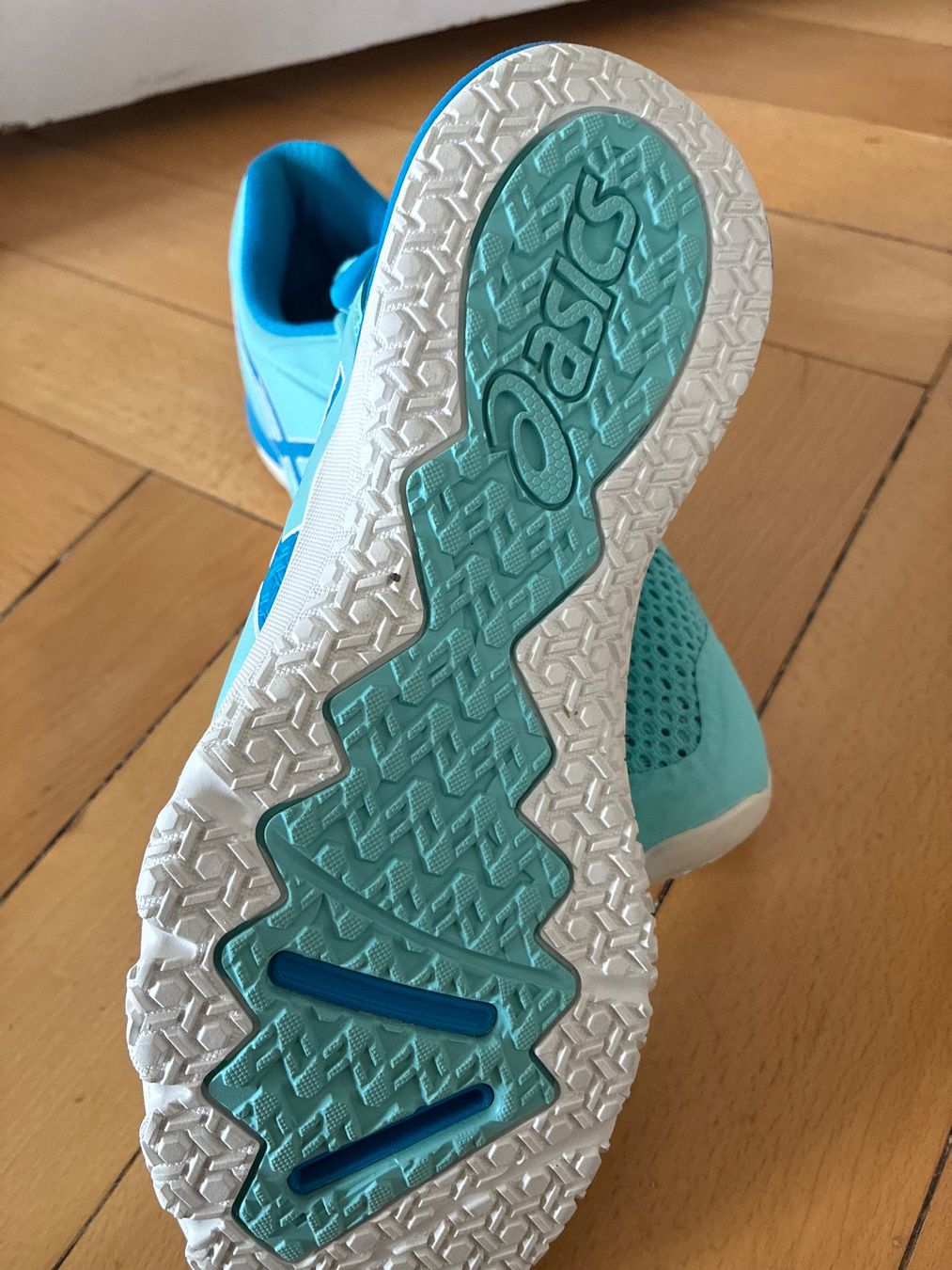 Asics Scarpe da uomo: Asics Conviction X Training Shoes Gr.39.5 – Usato da Fribourg venduto da waves55 3