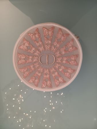 Dior Neu Original Kosmetiktasche Neu verpackt unbenutzt