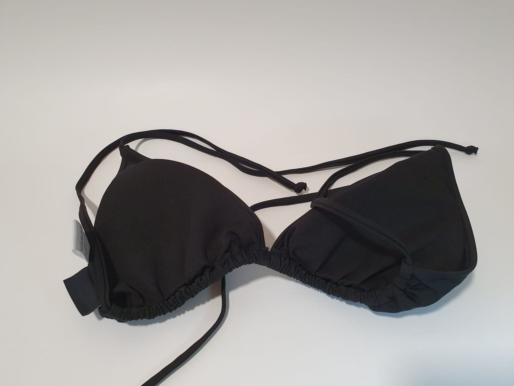 Badekleider & Bikinis: Damenbikinioberteil Extend Größe 44 – Neu und originalverpackt aus Genève von Pandinet 1