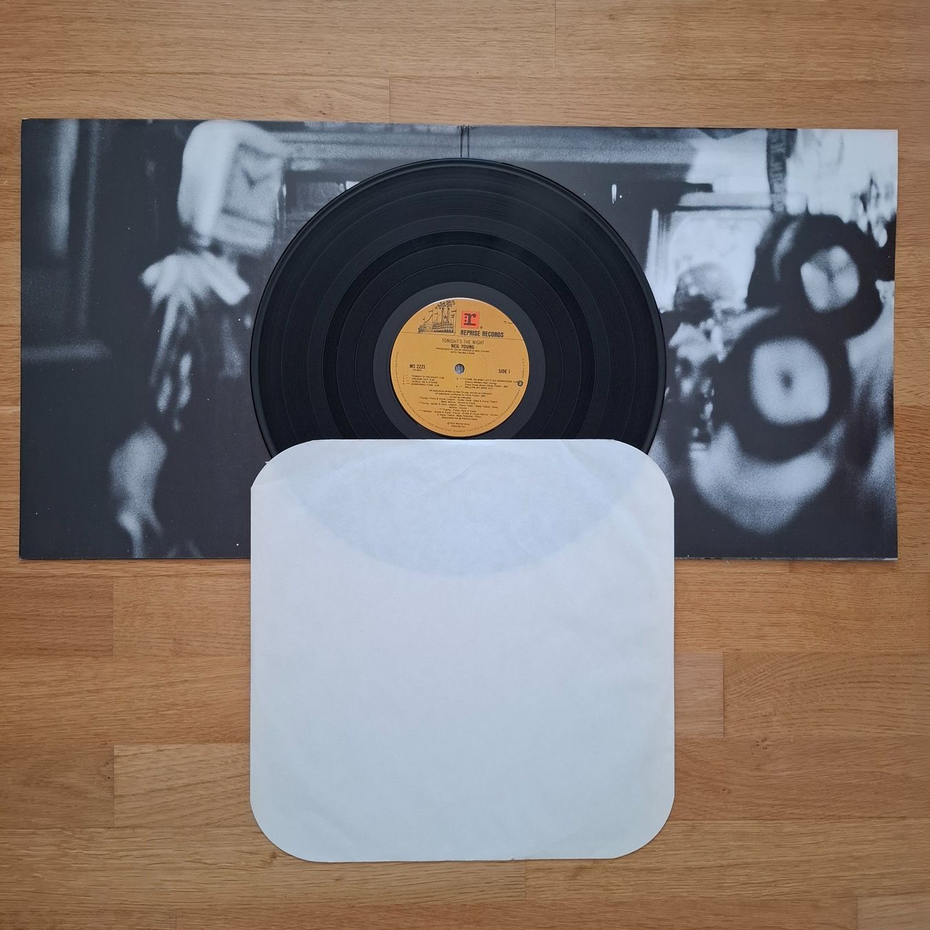 Dischi in vinile: Neil Young - Tonight's The Night – Usato da Arbon venduto da pendulum 1