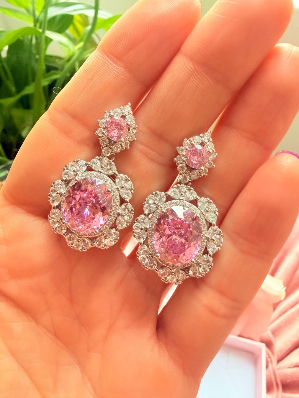 Altri gioielli: Ensemble bijoux rose scintillant – Nuovo e nell'imballaggio originale da St-Maurice venduto da Sandrinette123 5