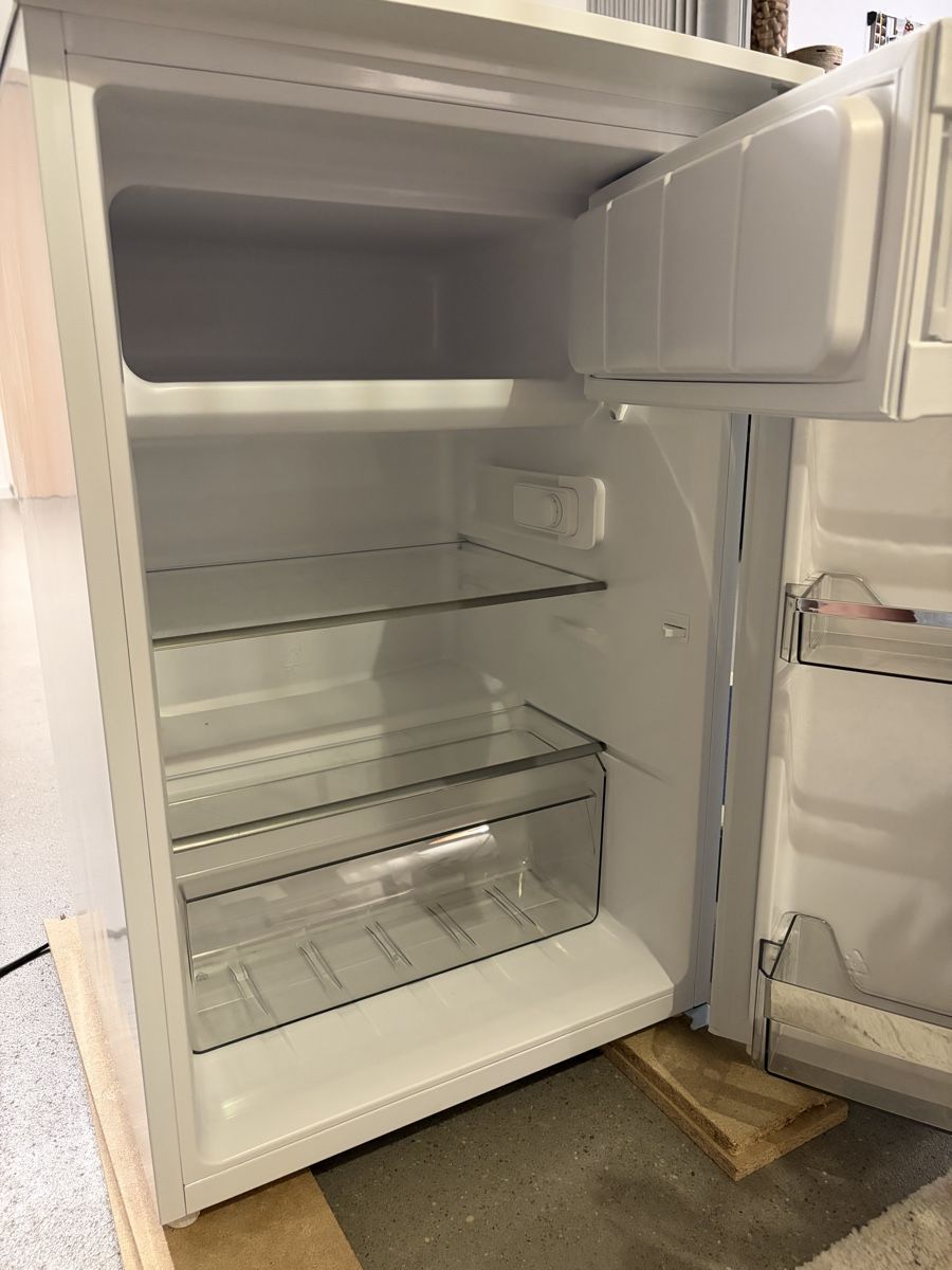 Frigoriferi: COLDTEC Kühlschrank weiss 116L gebraucht – Usato da Zürich venduto da ynwa06 3