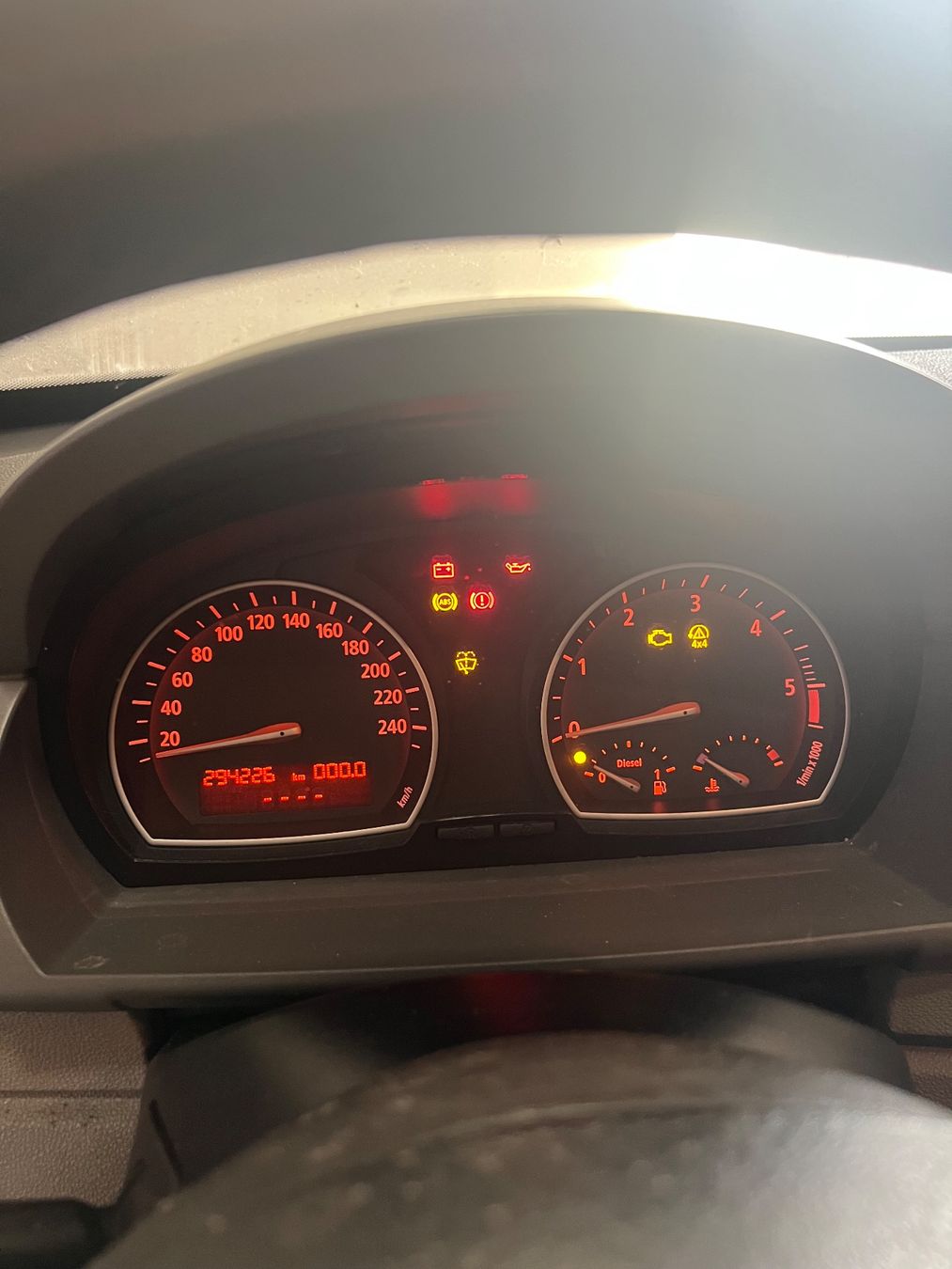 BMW Autos: BMW X3 E83 3.0d – D'occasion à Yverdon-les-Bains par mae_y8t9 8