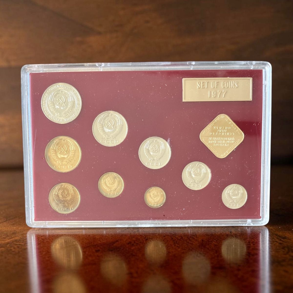 Tutti le monete: Münzsatz UDSSR 1977 – Nuovo e nell'imballaggio originale da Winterthur venduto da Numismatica-Vitu 2