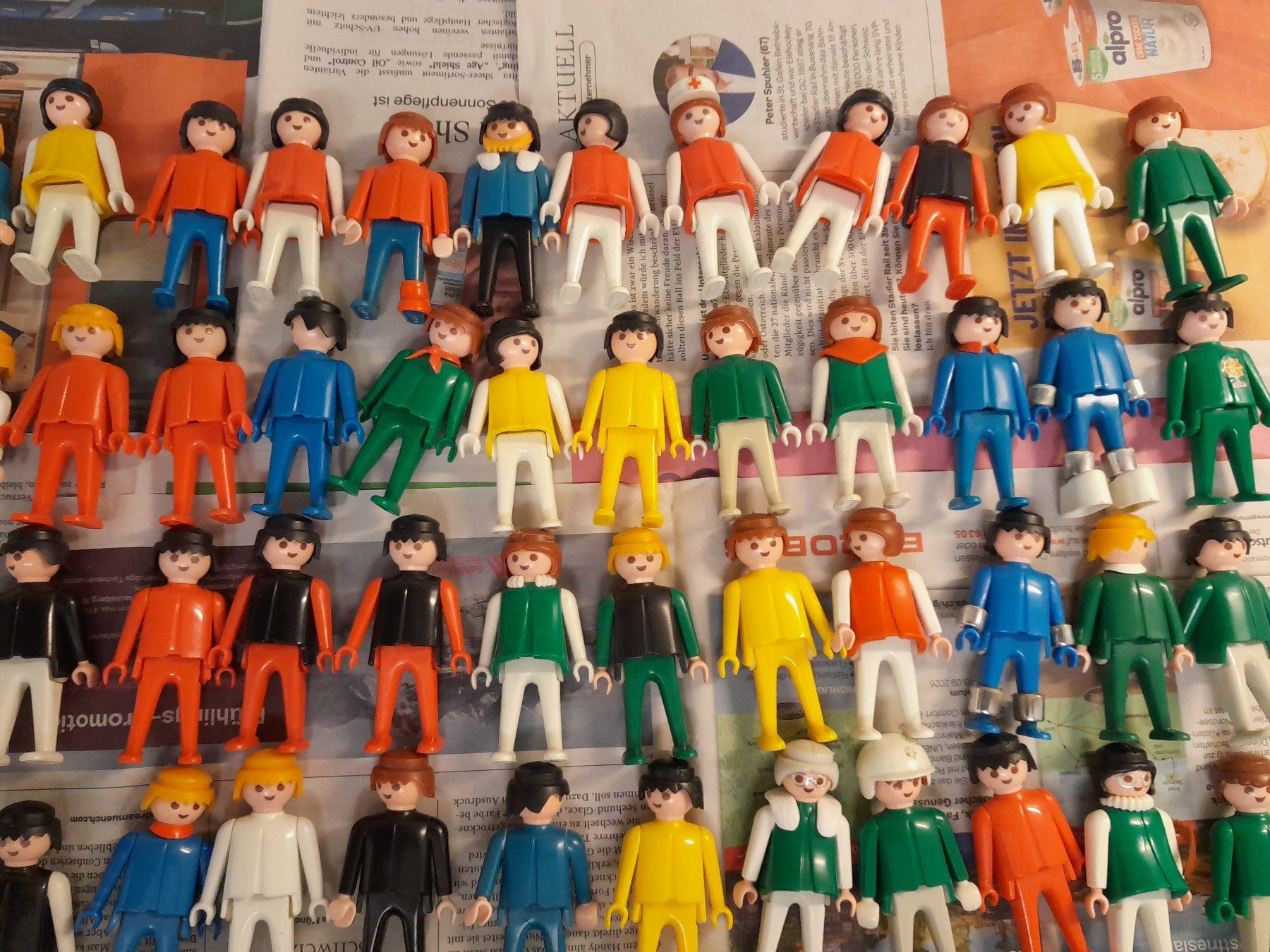 Playmobil Giocattoli: 135 Stück Playmobilfiguren – Usato da Rüti ZH venduto da Alemanni 4