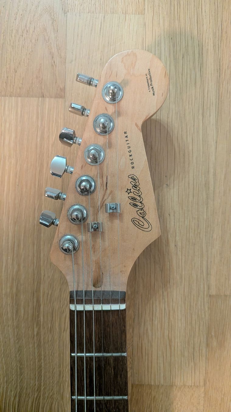 Instruments de musique: E-Gitarre mit Verstärker – D'occasion à Birr par Liv_Nina 1