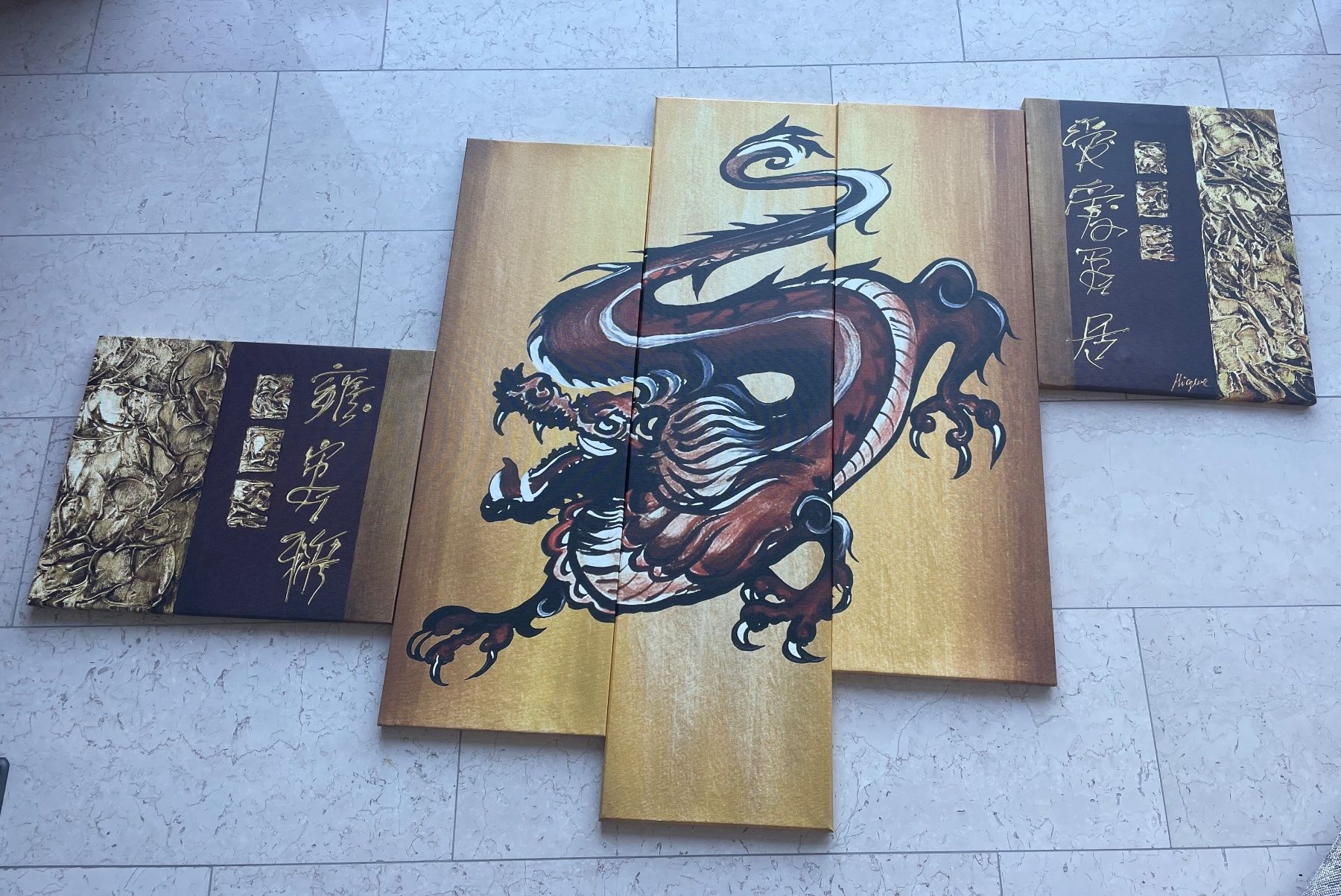 Poster & Bilder: Wandhängebild eines chinesischen Drachens – Gebraucht aus Wollerau von phimasado