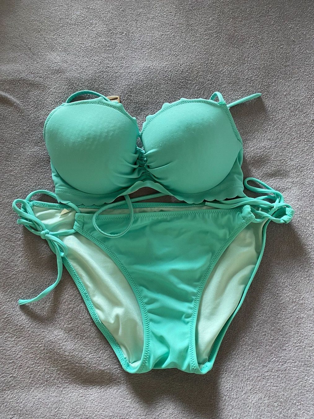 Victoria's Secret Badekleider & Bikinis: Victoria‘s Secret Bikini – Gebraucht aus Bellach von Legdance