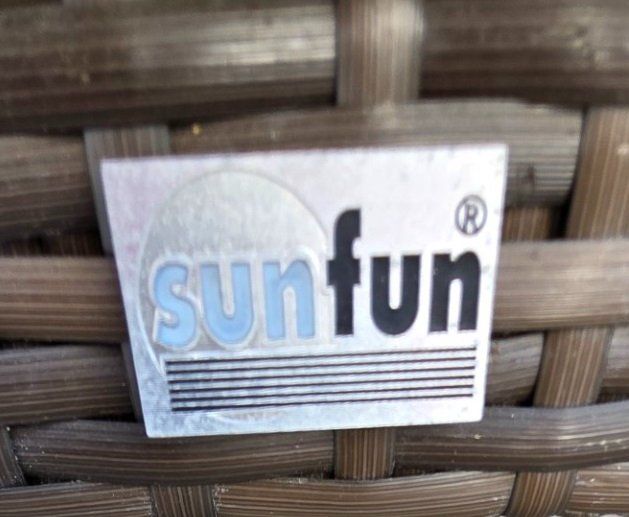 Tavoli: Sunfun Rattan-Gartentisch mit Glasplatte – Usato da Flums venduto da Flumsantik 4