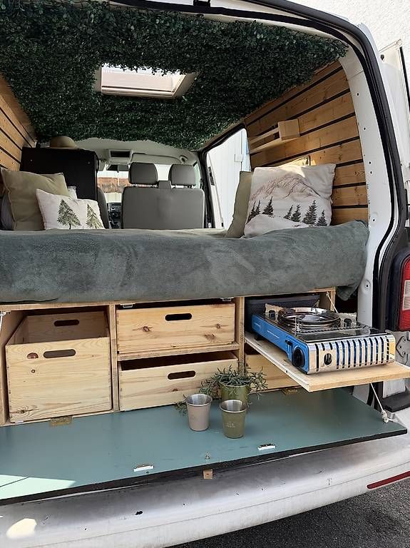 Camping Fahrzeuge: VW T5 Camper / Van / Transporter MFK – Gebraucht aus Sempach von Odaniels 1