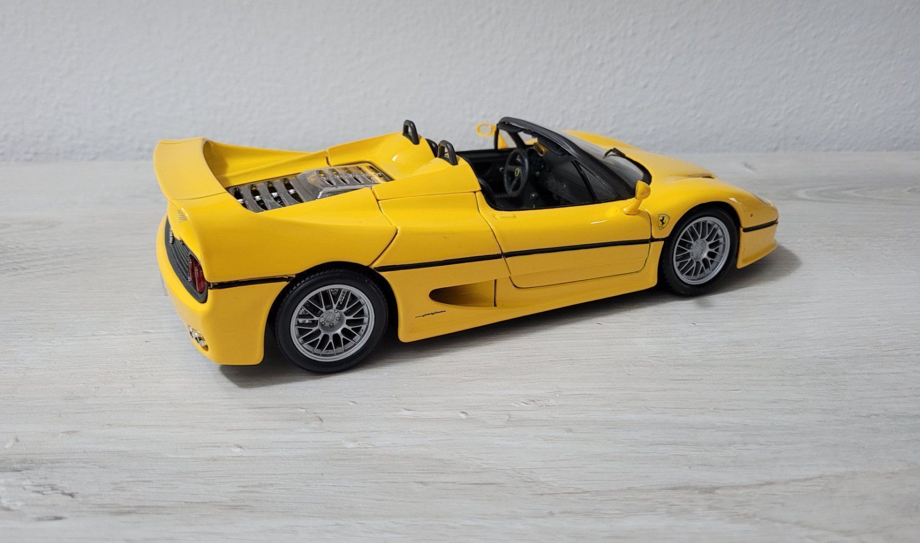 Maisto Modellautos: FERRARI F50 SPYDER 1:18 – Gebraucht aus Chiasso von R.e.g.59 2