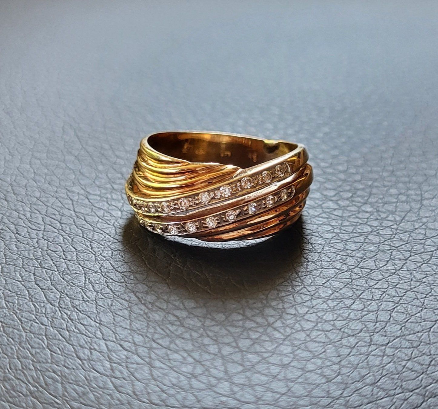Anelli: Gold 585 Massiv Ring Mit Steine – Usato da Wald ZH venduto da Dasilver 7