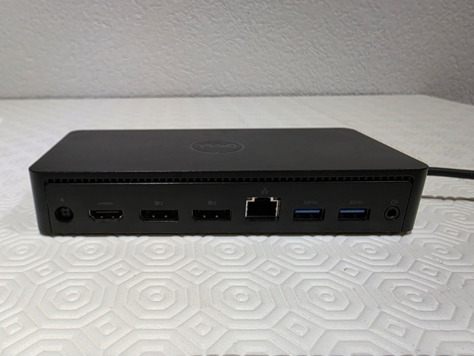 Dell Docking station: Dell Universal Dock D6000 – USB-C/USB 3.0 + alim – Usato da Bulle venduto da dam1000