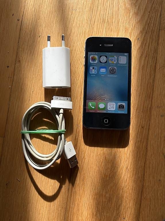 Handys / Smartphones: iPhone 4s – Gebraucht aus Sargans von TrickyHikr 3