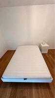 Schlafbett weiss Grösse 200x140 cm guter Zustand