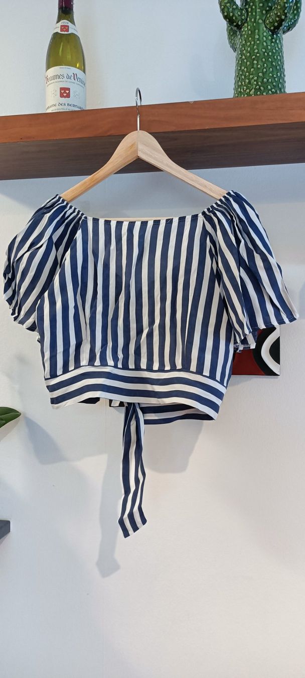 Camicette: Cropped stripped blouse – Usato da Zürich venduto da Rissons 2