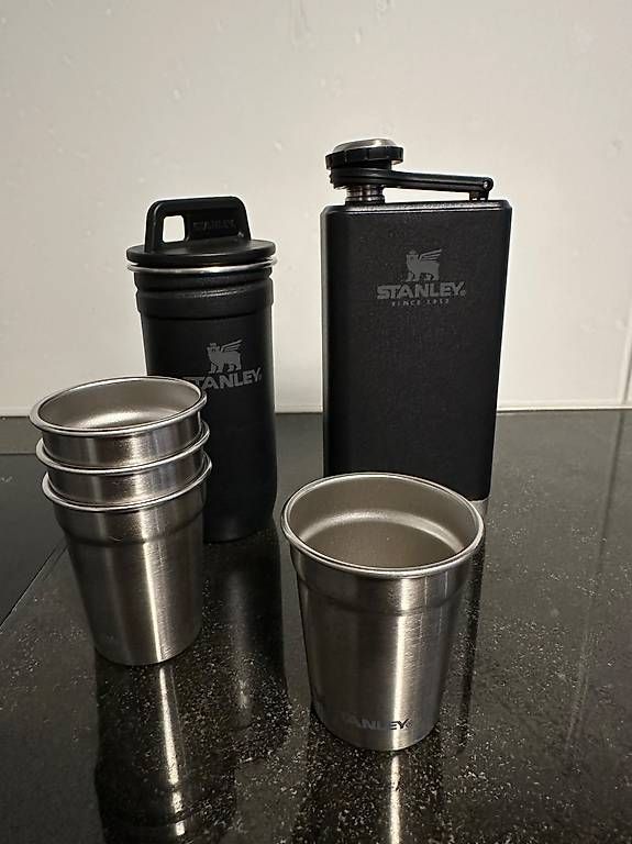 Borracce & Thermos: Stanley 1913 Adventure Set – Nuovo (secondo la descrizione) da Affoltern am Albis venduto da Indicator